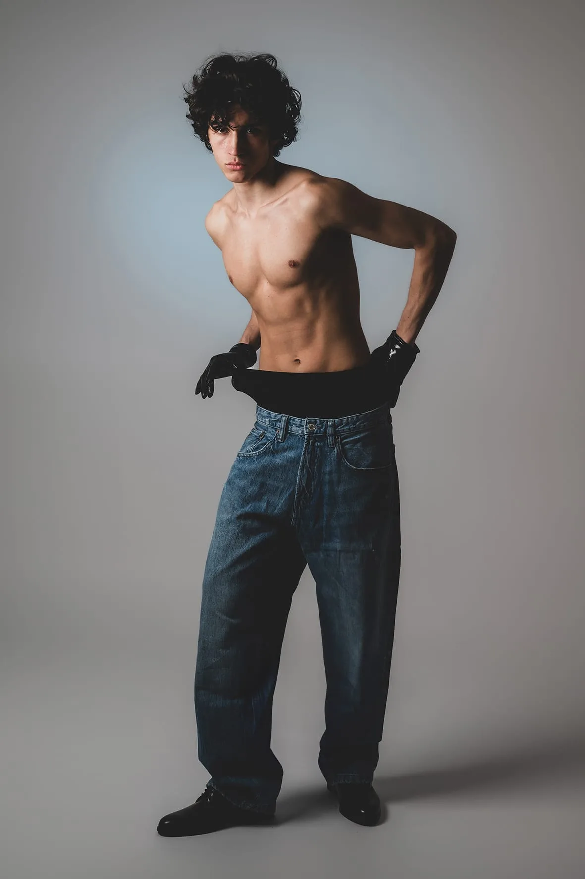 Fotografía editorial de moda masculina realizada por fotografa mallorca